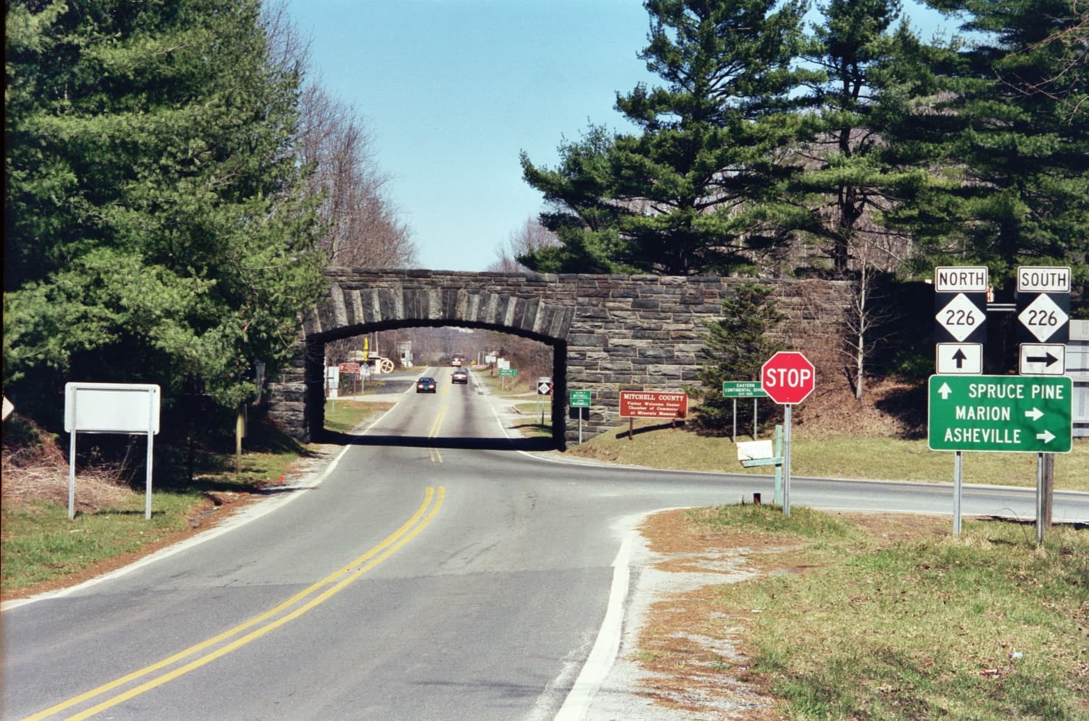 Gillespie Gap — NC226A-Blue_Ridge_Parkway.JPG