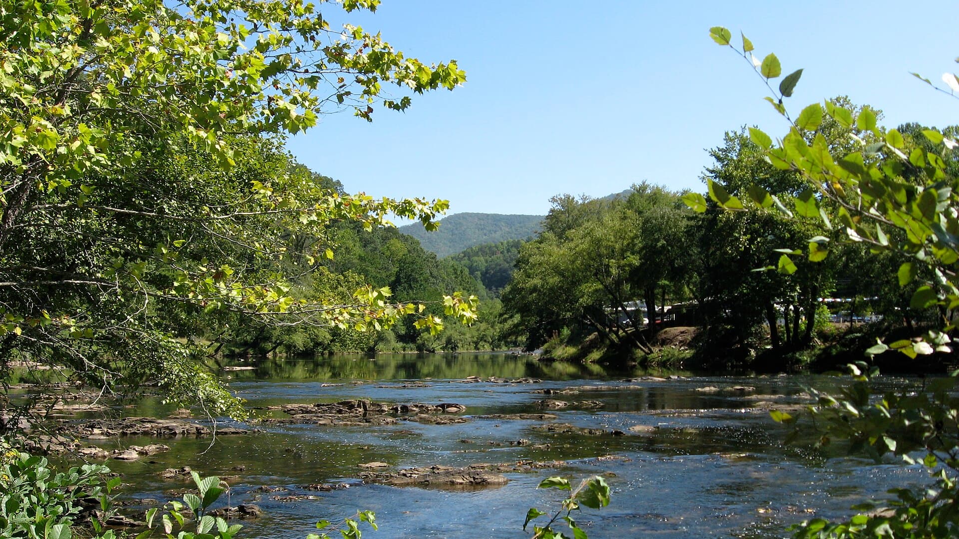 Tuckasegee River — Looking_up_the_Tuckasegee.jpg