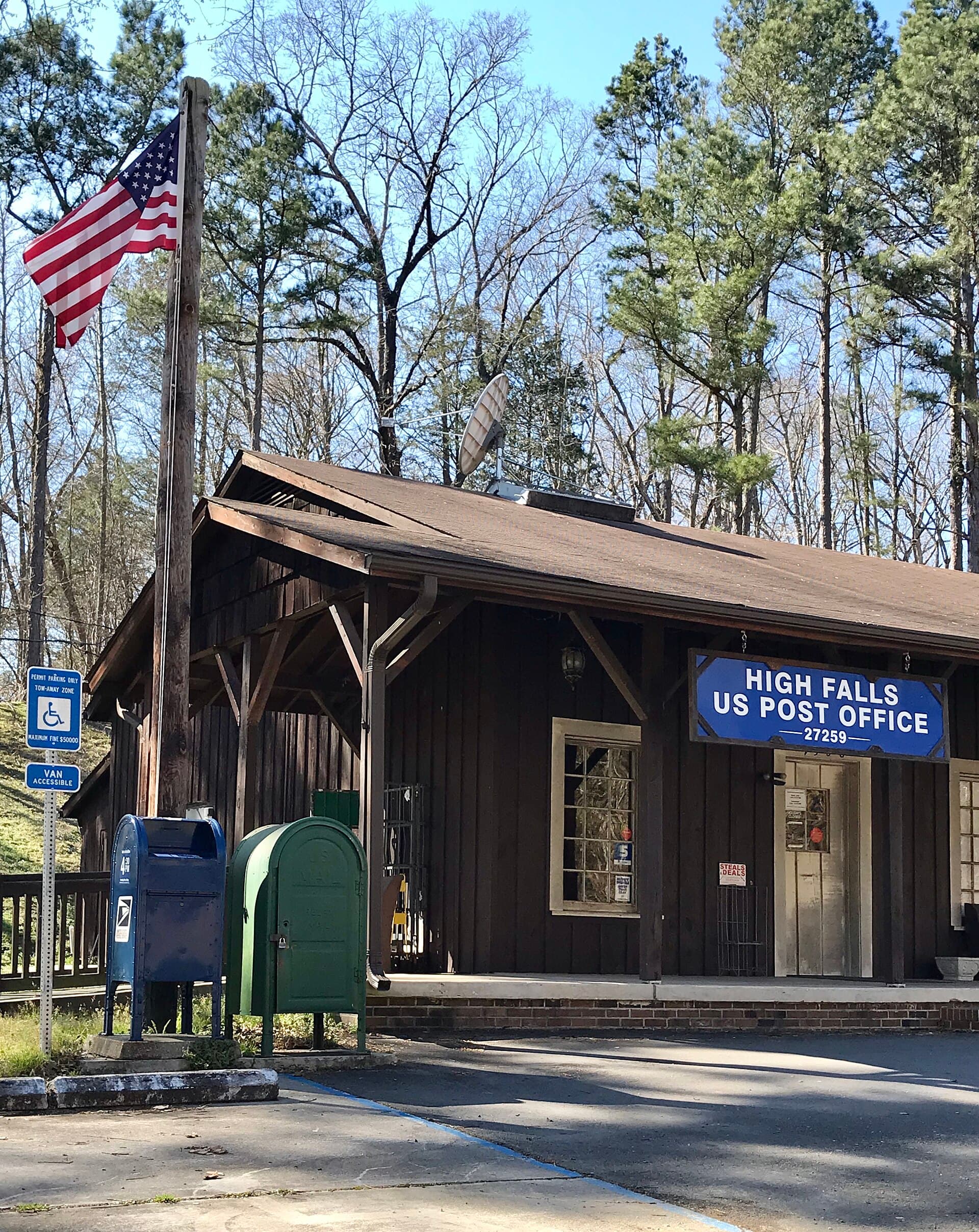 High Falls — High_Falls,_North_Carolina_post_office.jpg